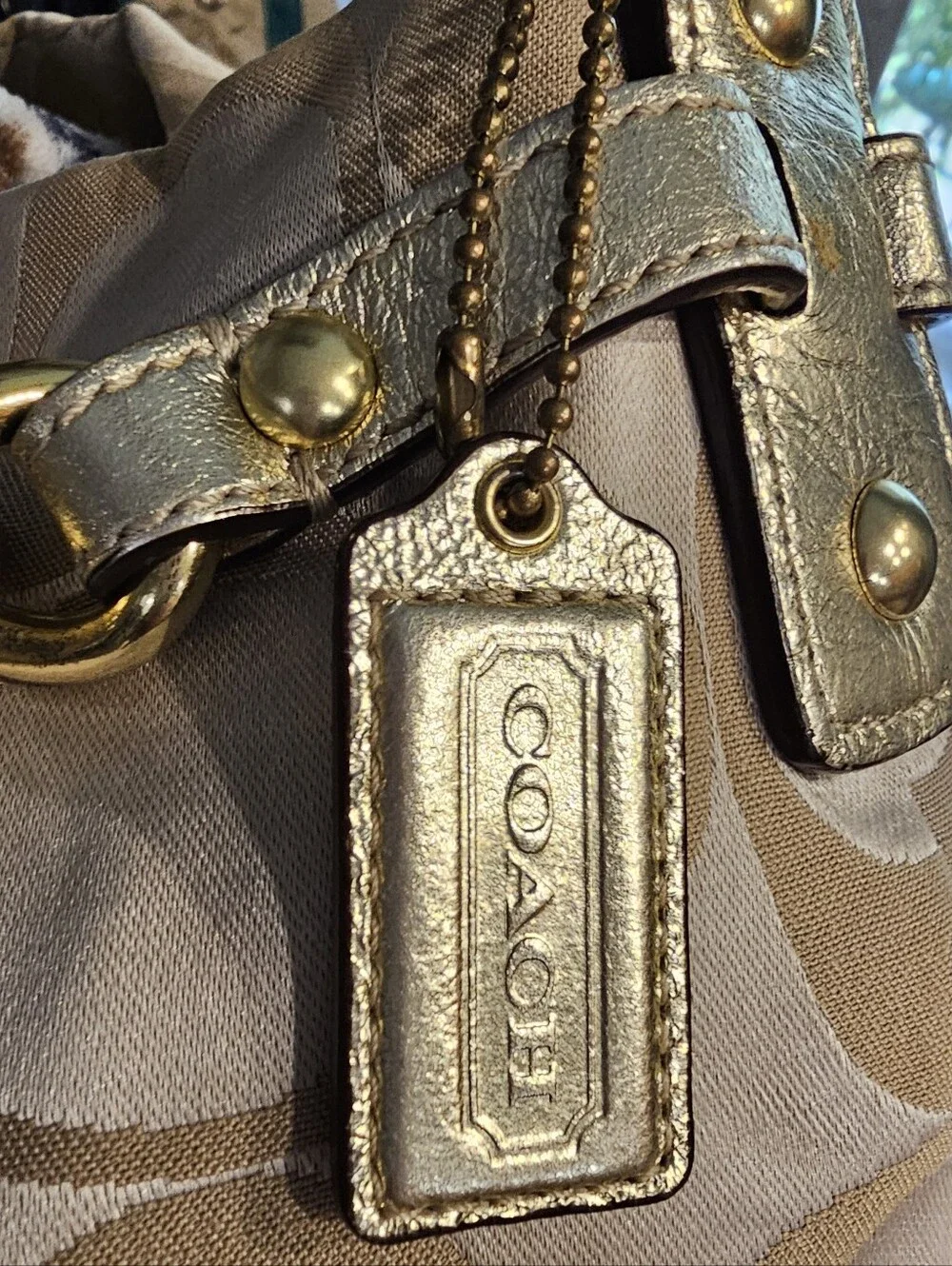 Coach F15679 Signature Optic Soho Hobo Bag Champagne Gold Sateen Jacquard